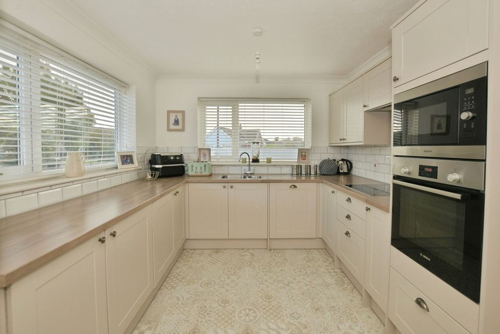 Property photo 2 of 22 Pbox-Img.Jpg