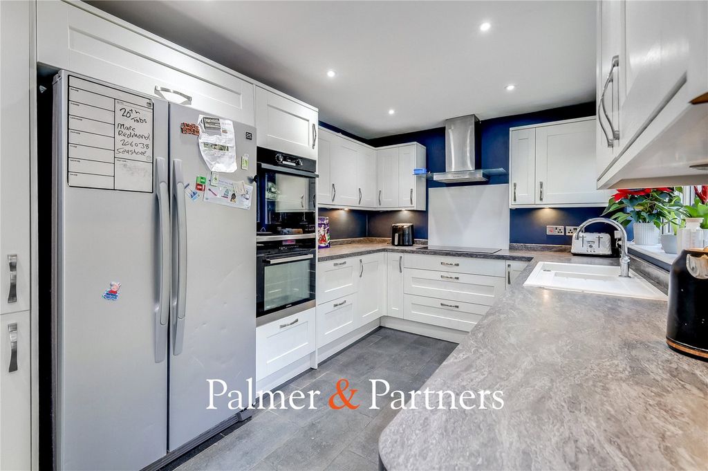 Property photo 3 of 24 Picture No. 09