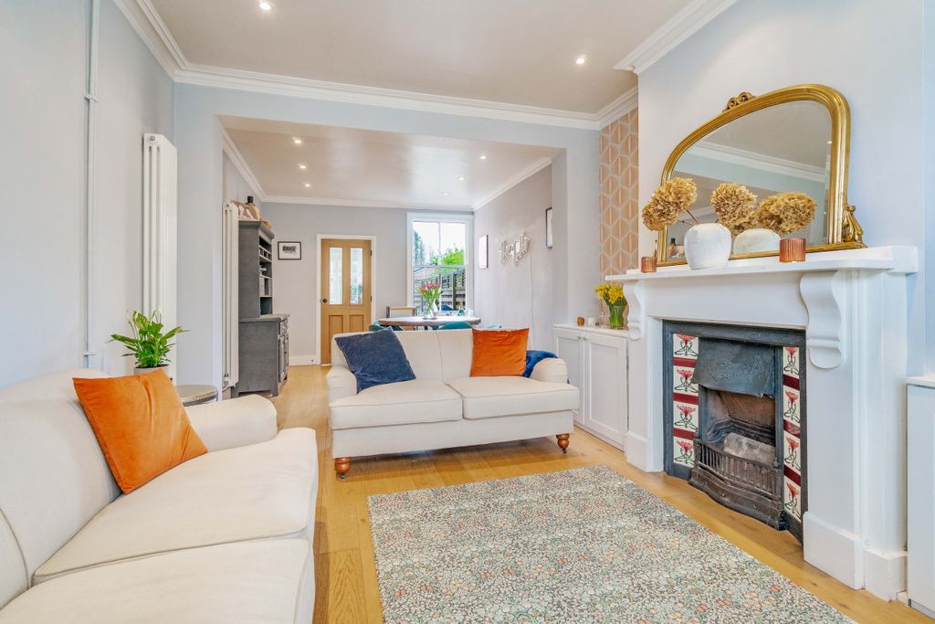 Property photo 3 of 15 Living Room