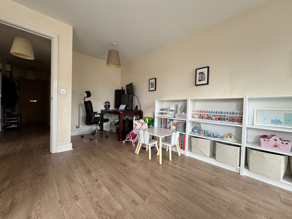 Property photo 3 of 15 Picture No. 08