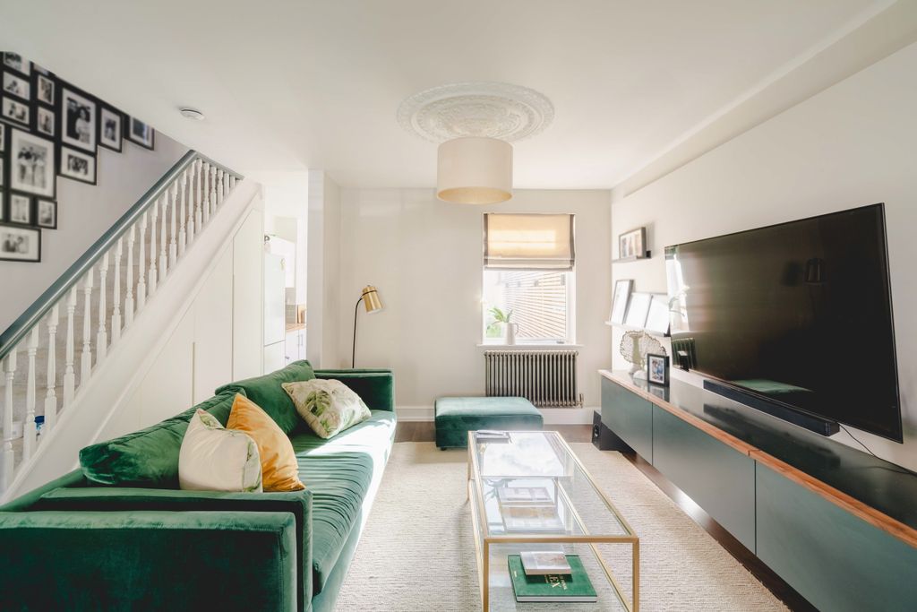 Property photo 1 of 23 21