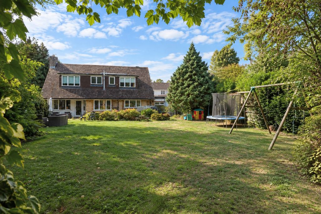 Property photo 2 of 13 2