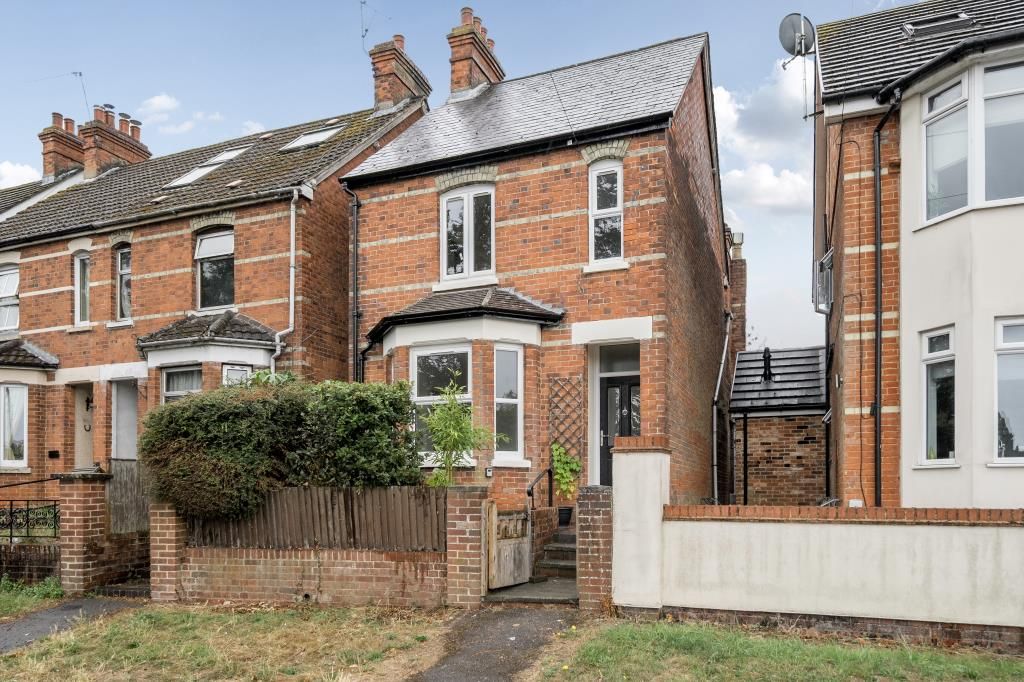 Property photo 1 of 18 External View
