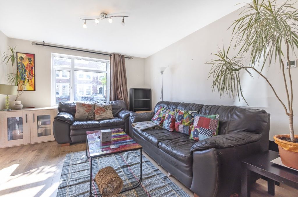 Property photo 2 of 6 523182 (2)
