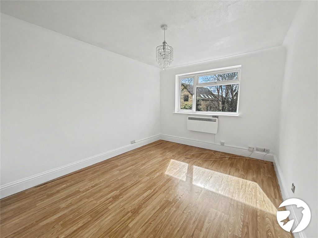 Property photo 3 of 14 Picture No. 43