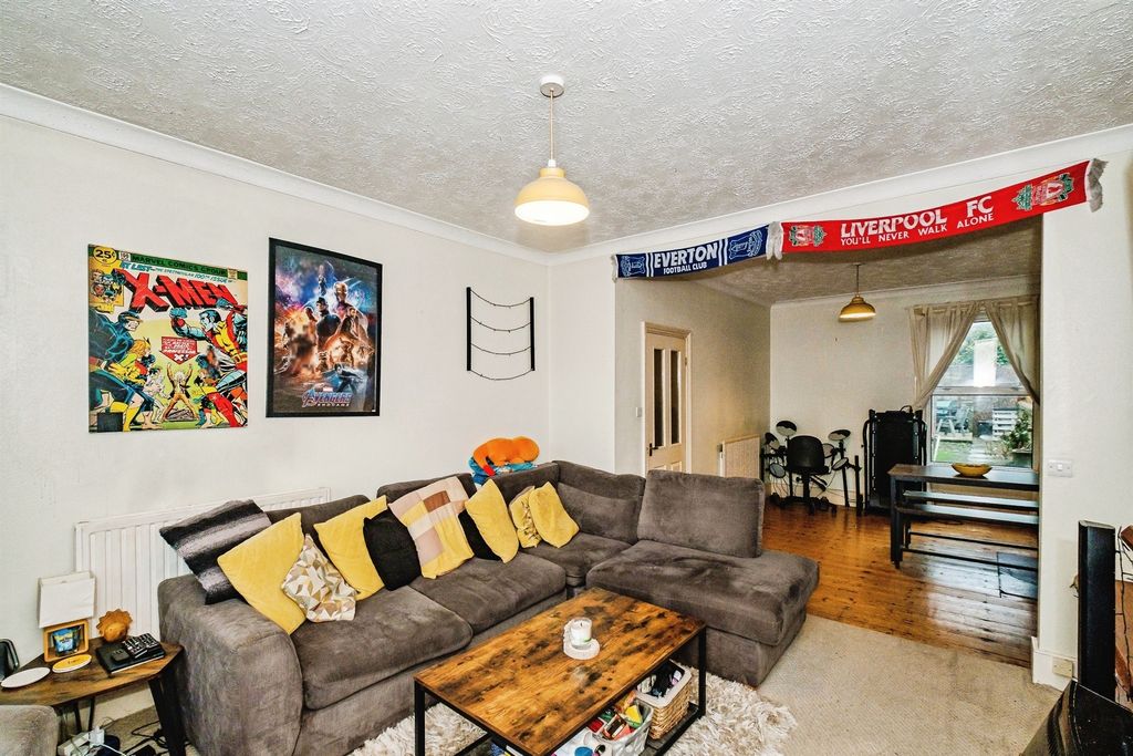 Property photo 3 of 16