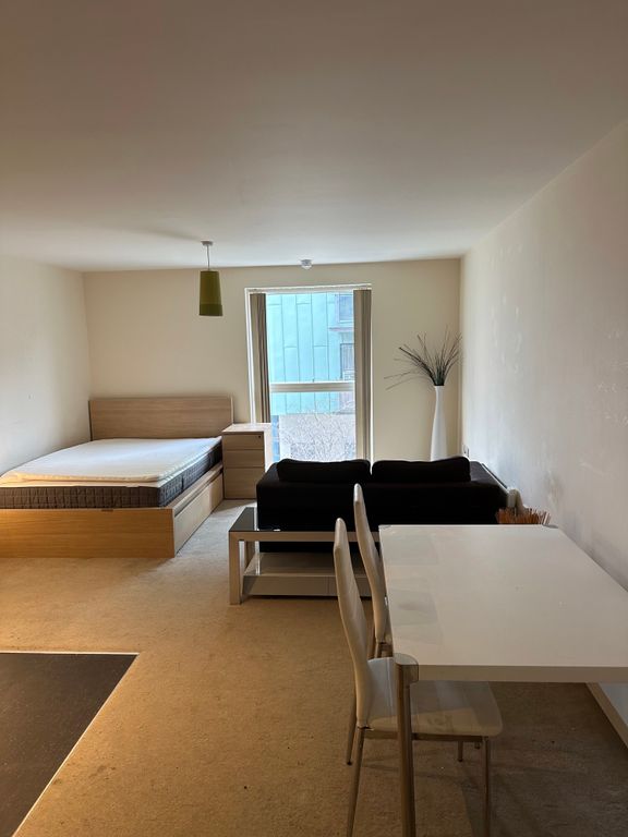 Property photo 2 of 5