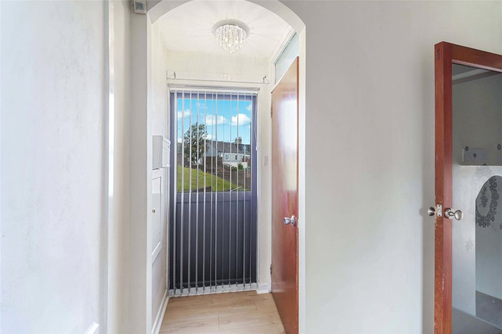 Property photo 3 of 21 Picture No. 07