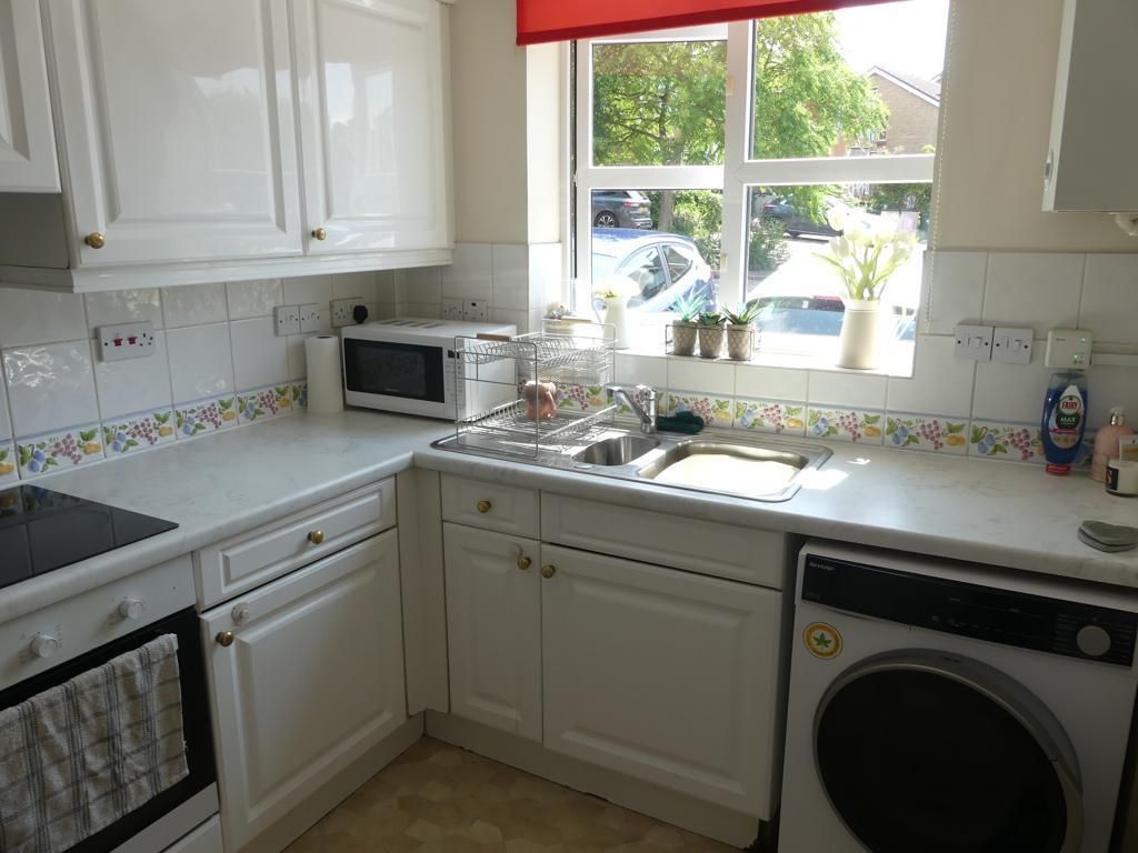 Property photo 3 of 14 Kit 2.Jpg