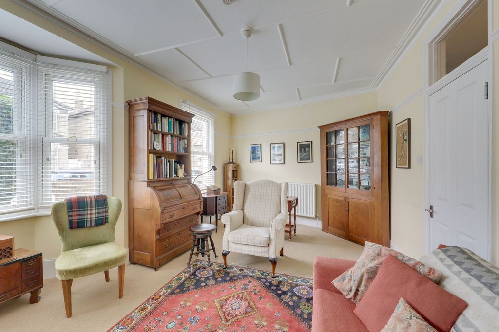 Property photo 3 of 14