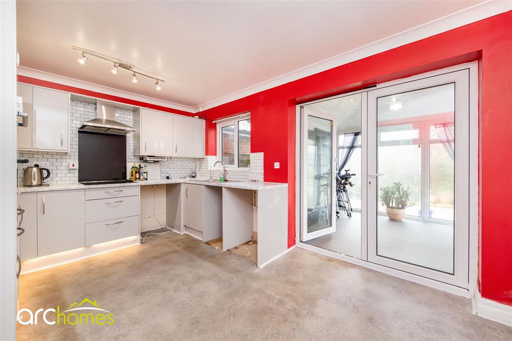 Property photo 3 of 23 Crawford-7.Jpg