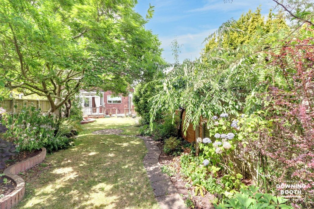 Property photo 3 of 16