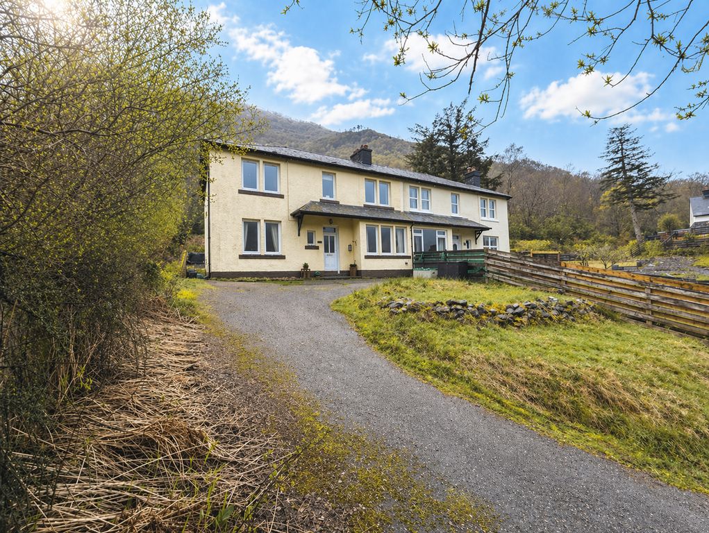 Property photo 2 of 37