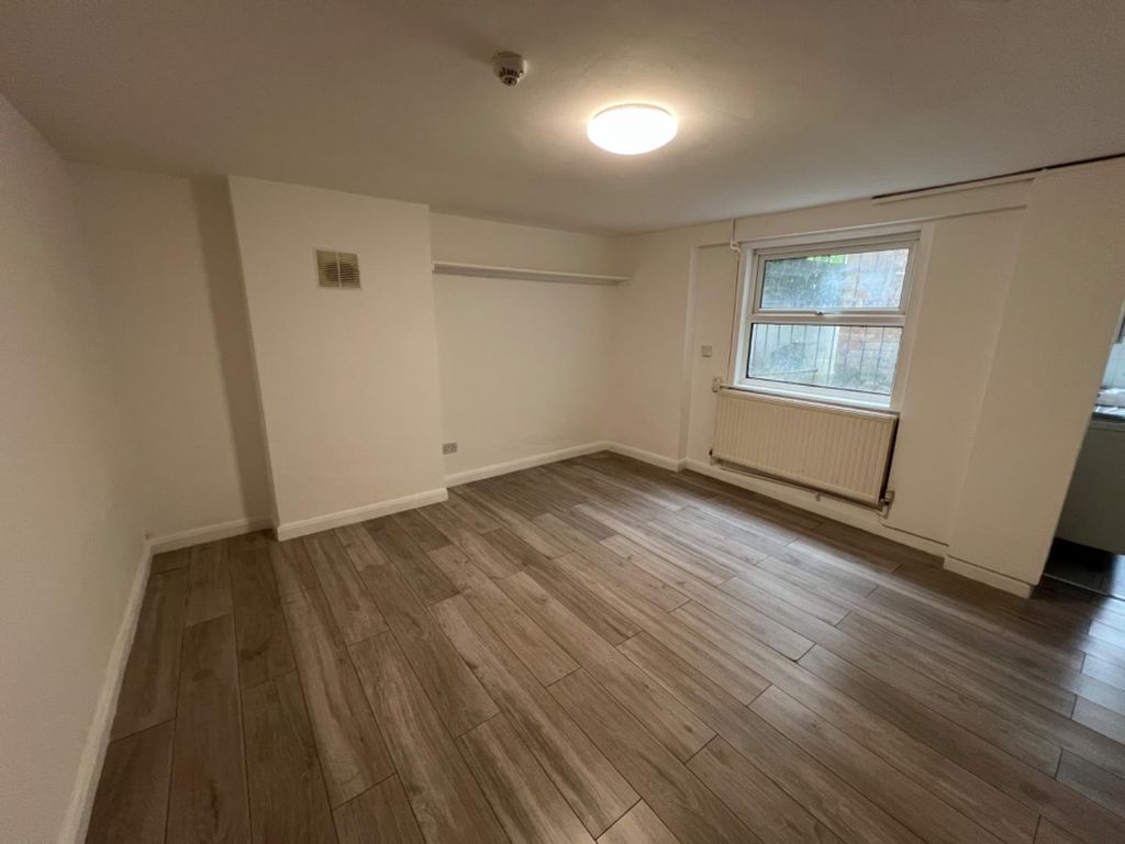 Property photo 1 of 4 Tempimagetwjs7x.Jpg