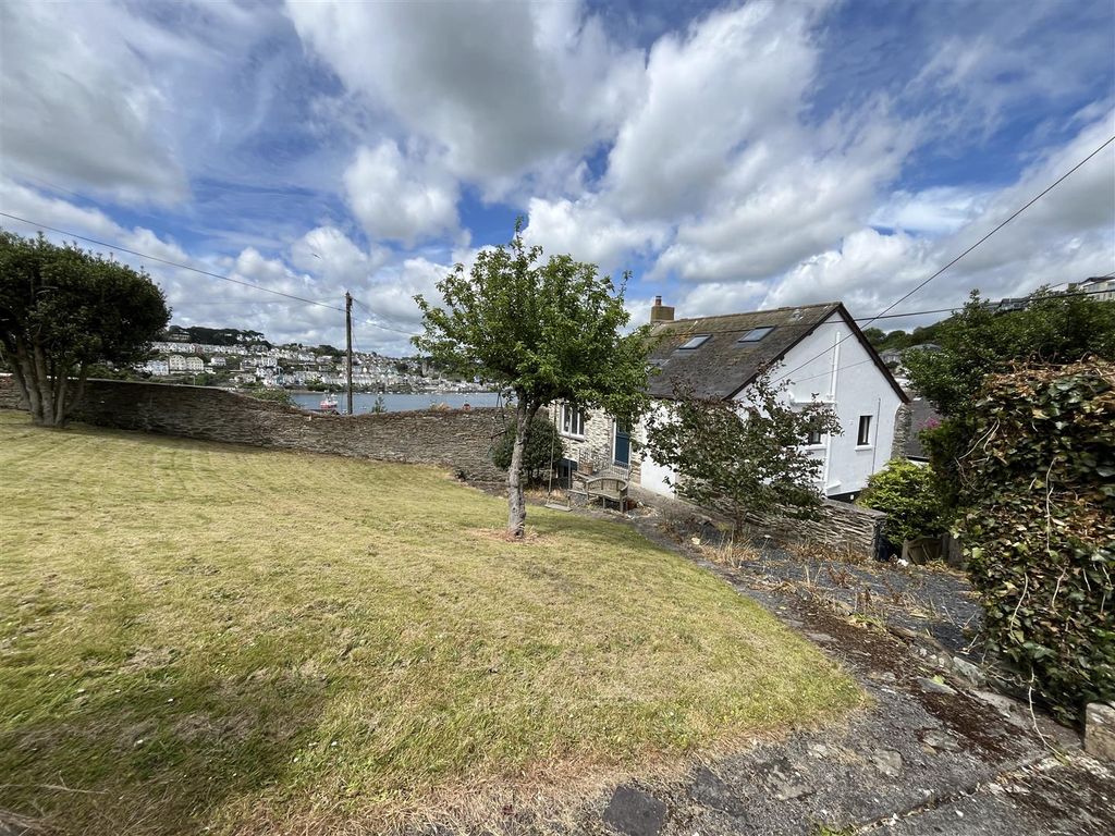 Property photo 1 of 16 Gardens And Front.Jpg