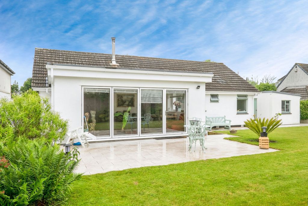 Property photo 1 of 26