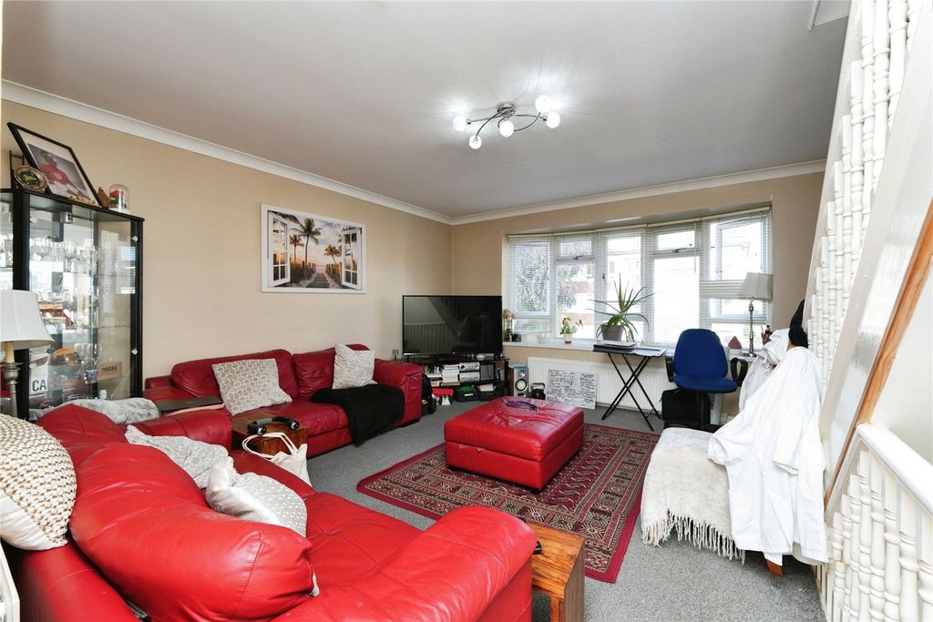 Property photo 3 of 18 Picture No. 11