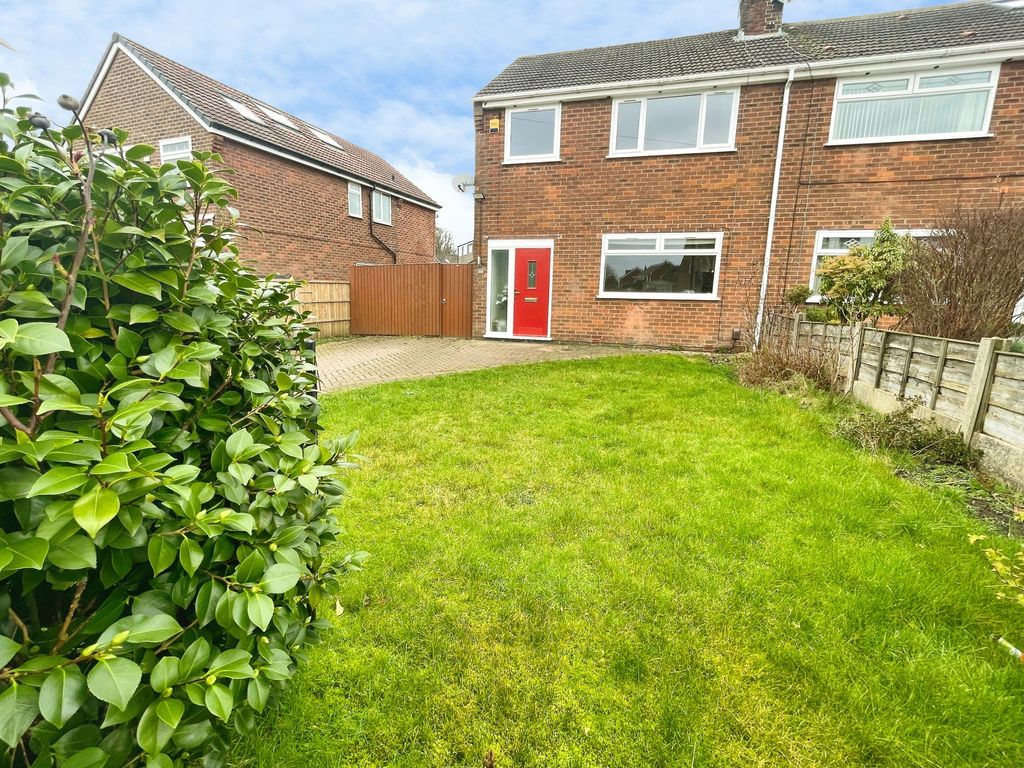 Property photo 1 of 19 Front External