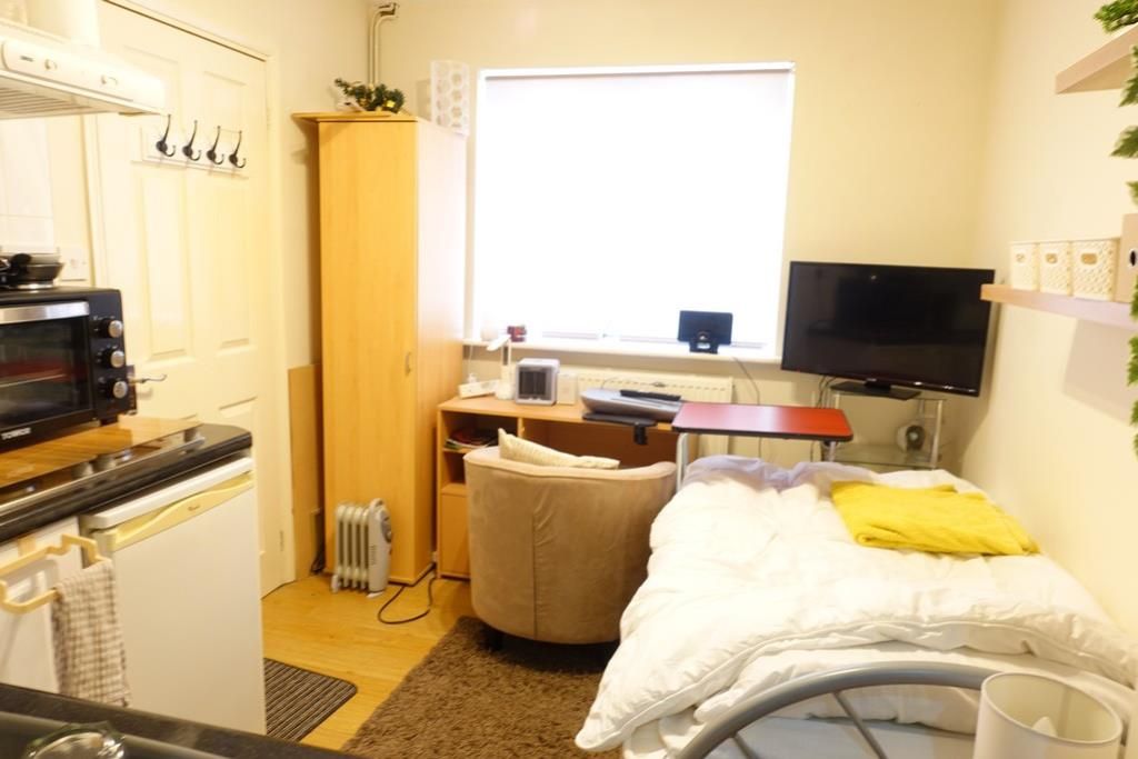 Property photo 3 of 7