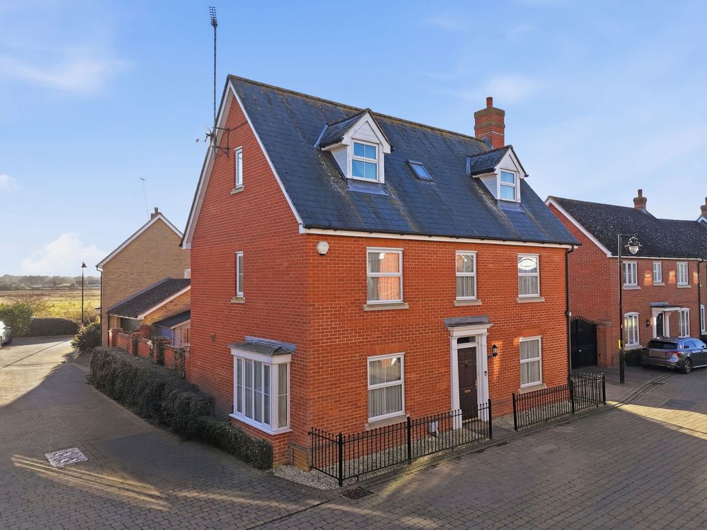 Property photo 1 of 34