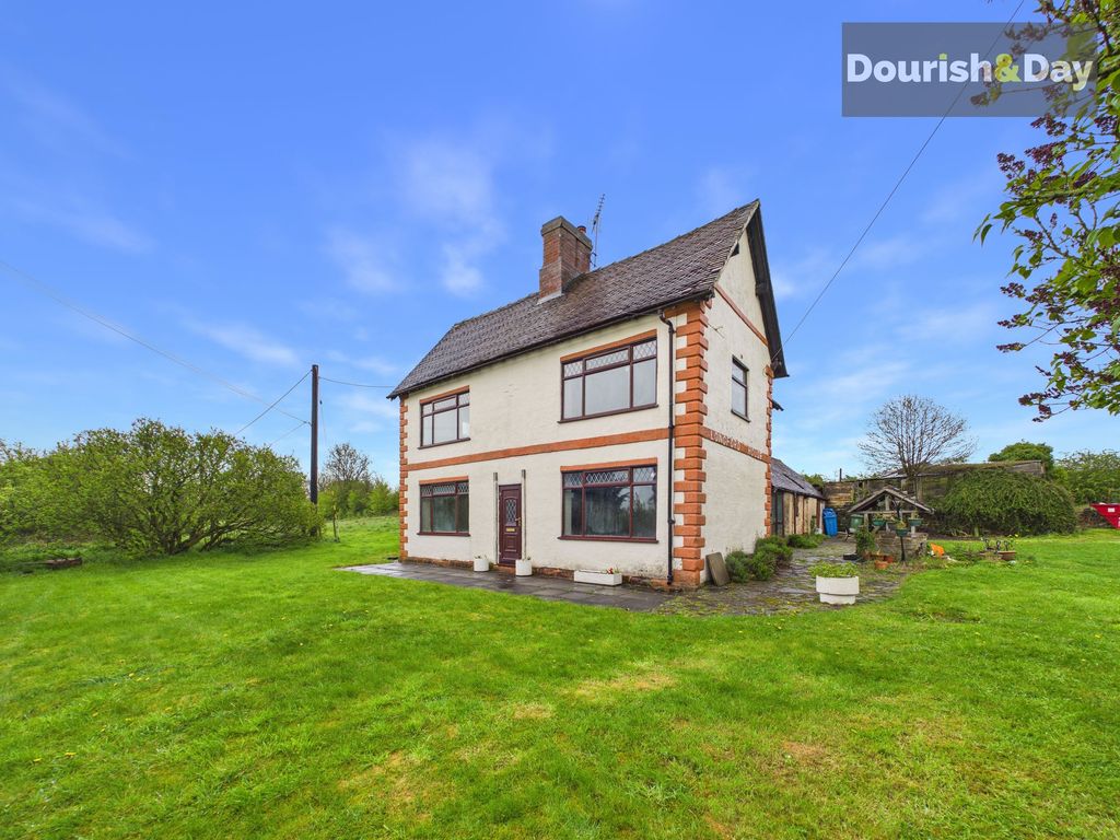 Property photo 1 of 32