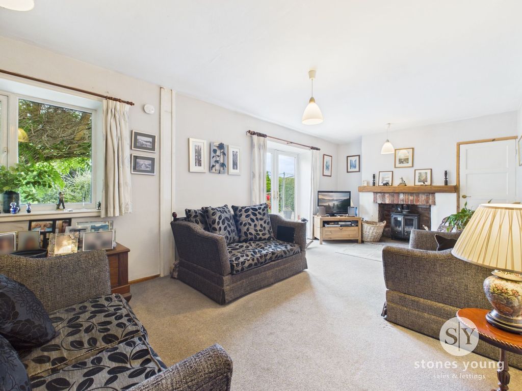 Property photo 3 of 18