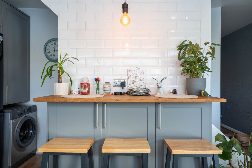 Property photo 3 of 19 4764914