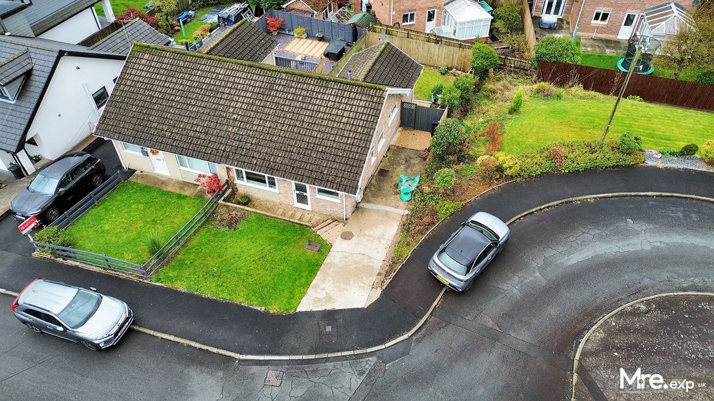 Property photo 1 of 25