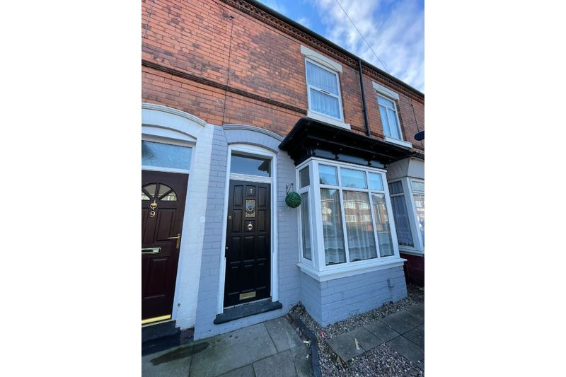 Property photo 1 of 9