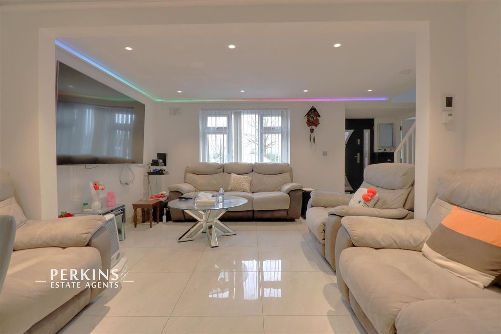 Property photo 1 of 9 Rec.Jpg