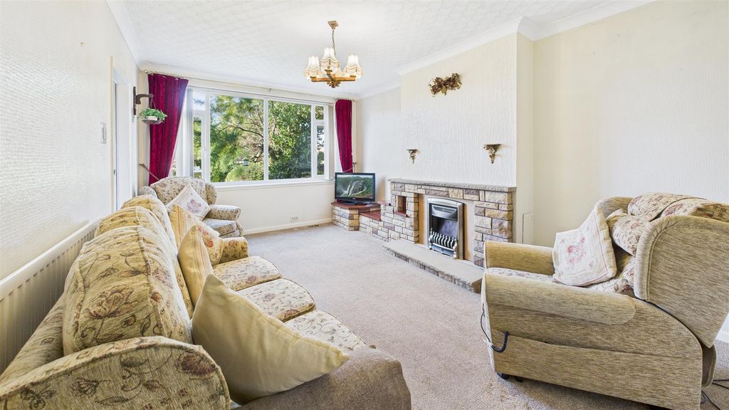 Property photo 2 of 11 Cam05101G0-Pr0082-Still014.Jpg