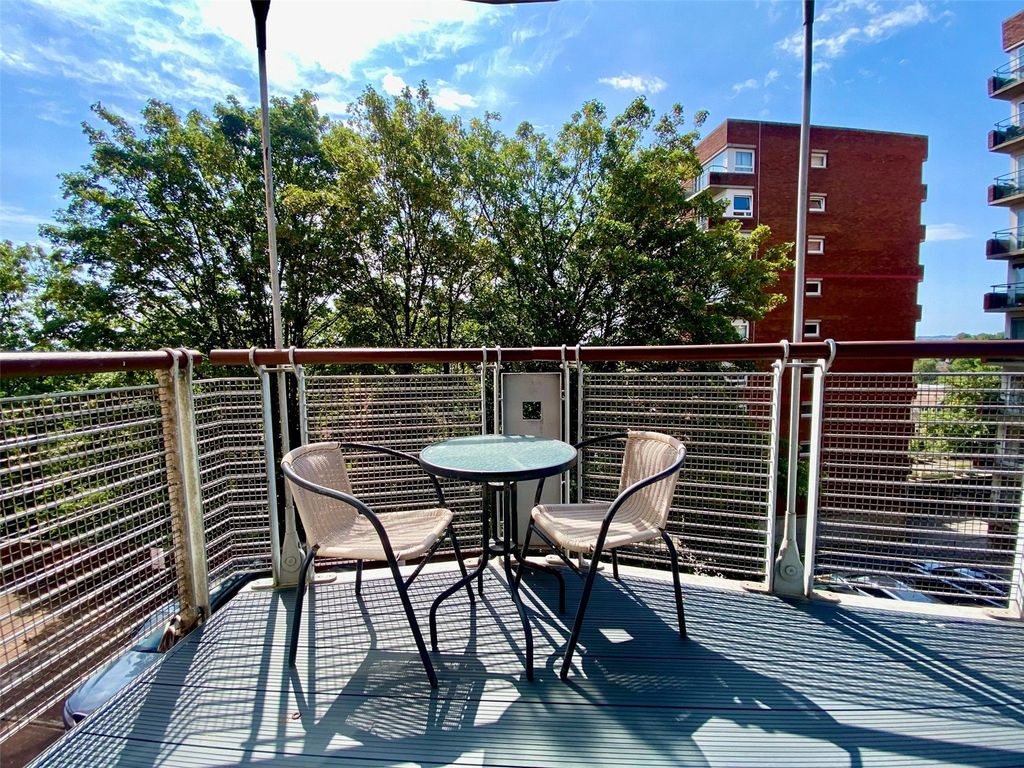 Property photo 1 of 14 Picture No. 22
