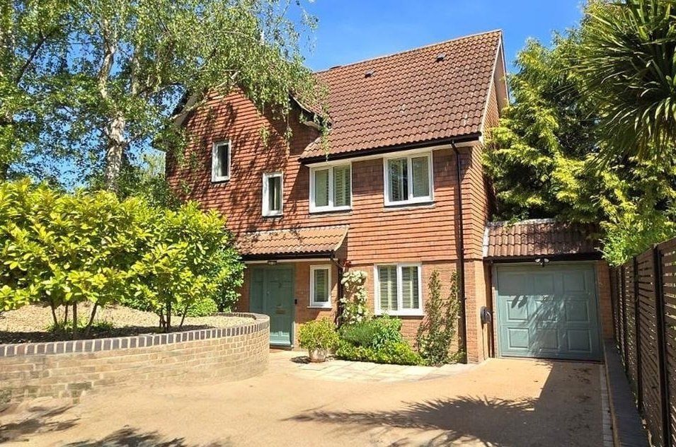Property photo 1 of 29 Picture No. 34