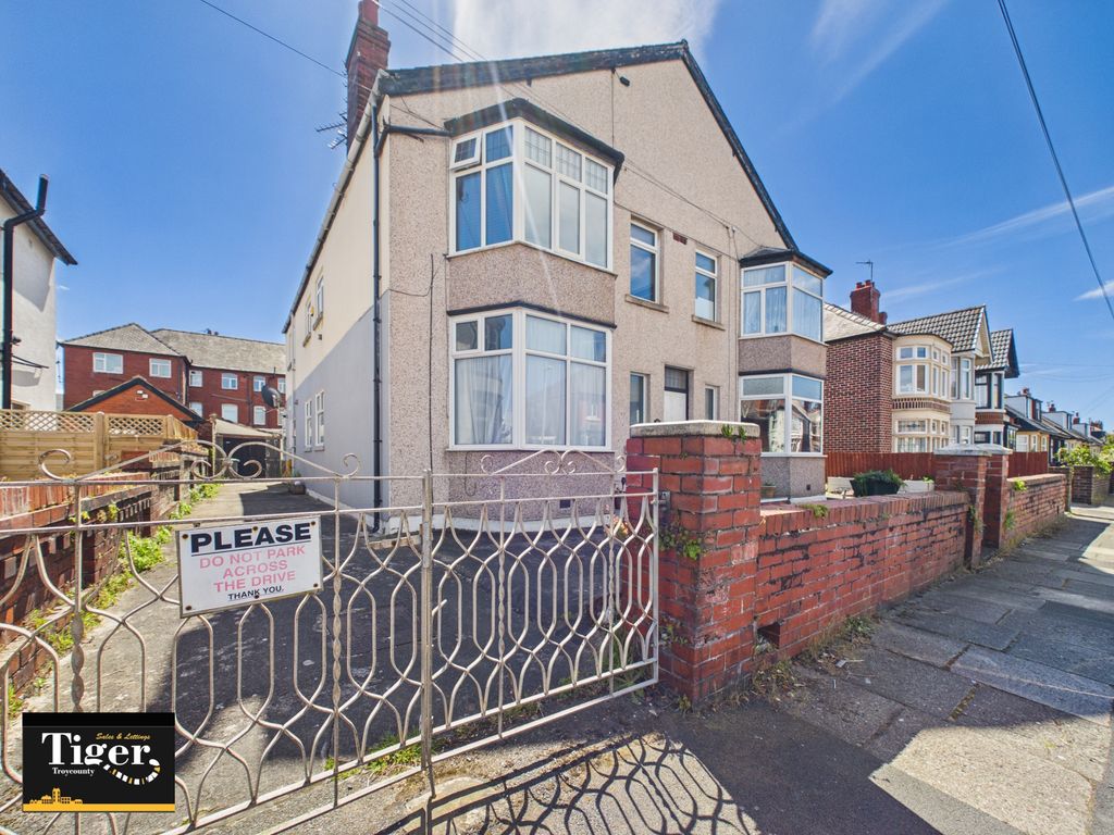 Property photo 1 of 9 Cam01931G0-Pr0362-Still009
