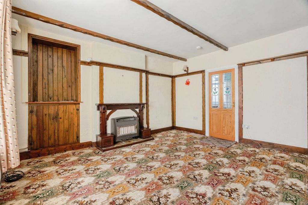 Property photo 3 of 15 Photo