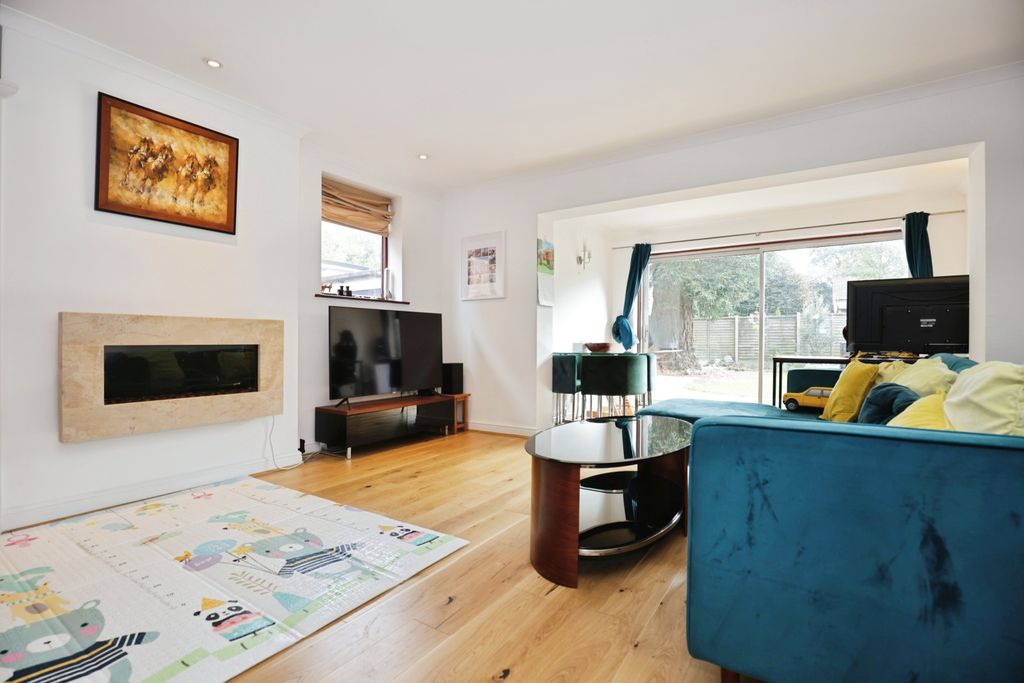 Property photo 2 of 15