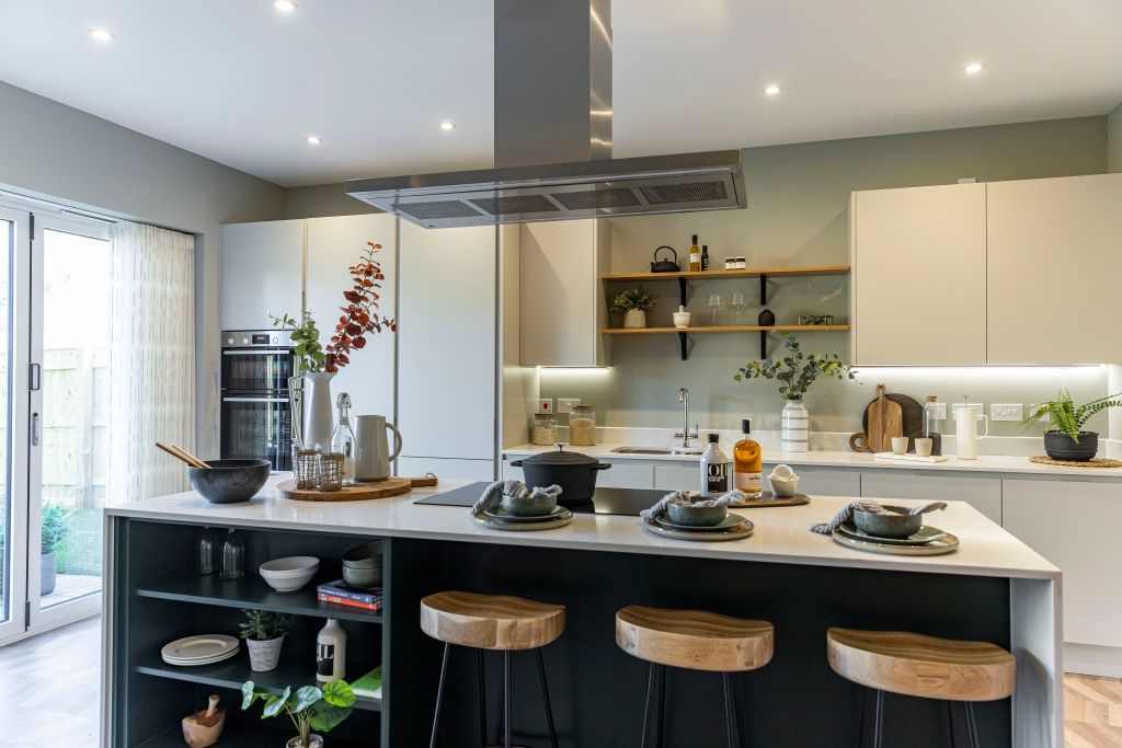 Property photo 3 of 14 Midsomernorton211A7240
