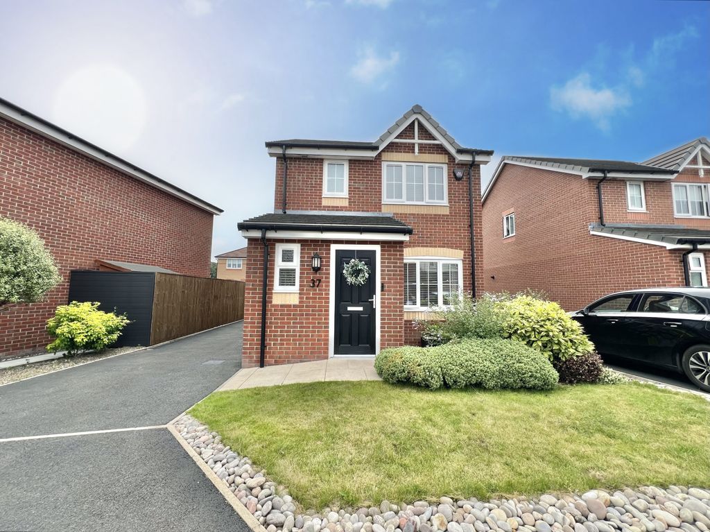 Property photo 1 of 21