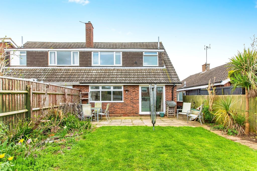 Property photo 2 of 15