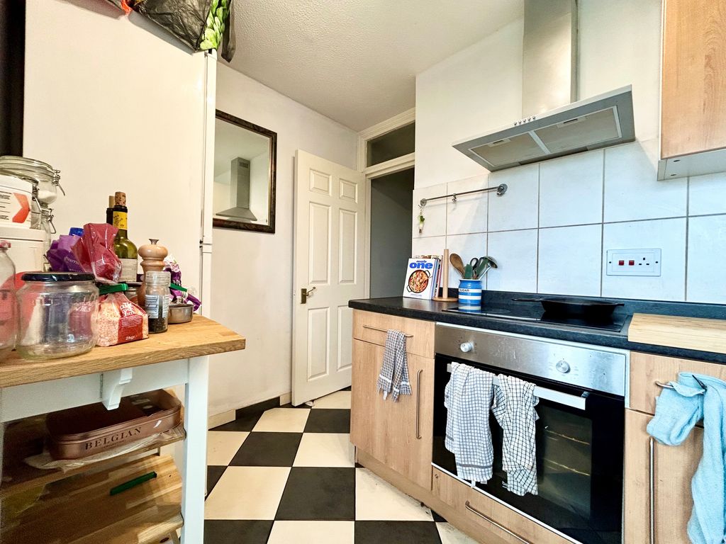 Property photo 3 of 9 View