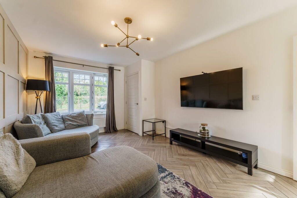 Property photo 3 of 21