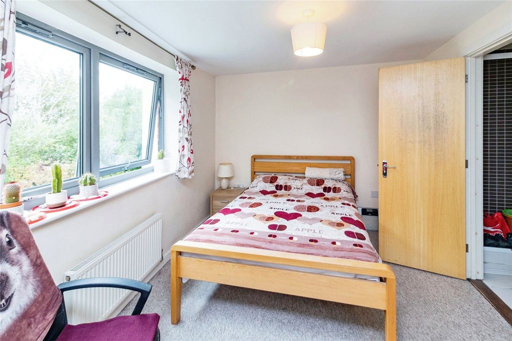 Property photo 3 of 15 Picture No. 07