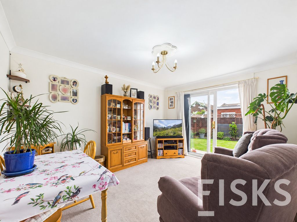 Property photo 3 of 11