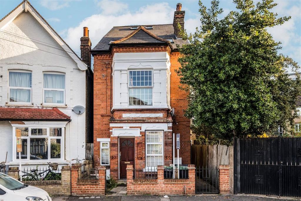 Property photo 1 of 5