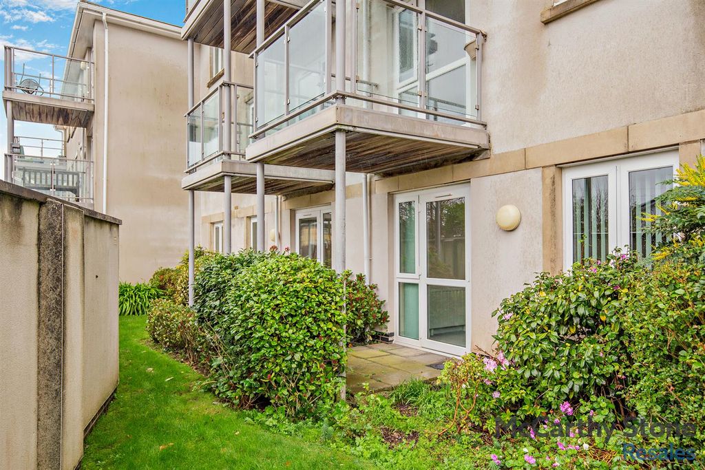 Property photo 2 of 16 Exterior Of No.18