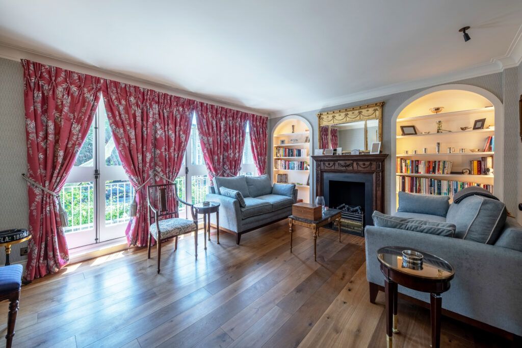 Property photo 3 of 11