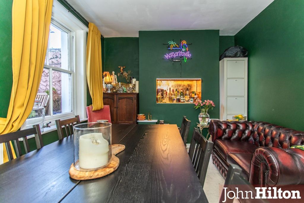 Property photo 3 of 19 Hartington Road-35.Jpg