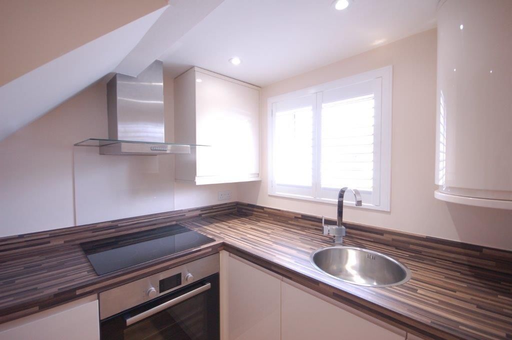 Property photo 2 of 6 Kitchen.Jpg