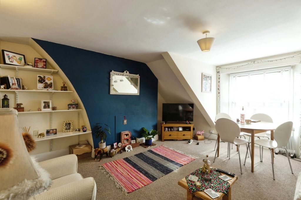 Property photo 2 of 7 Picture No. 03