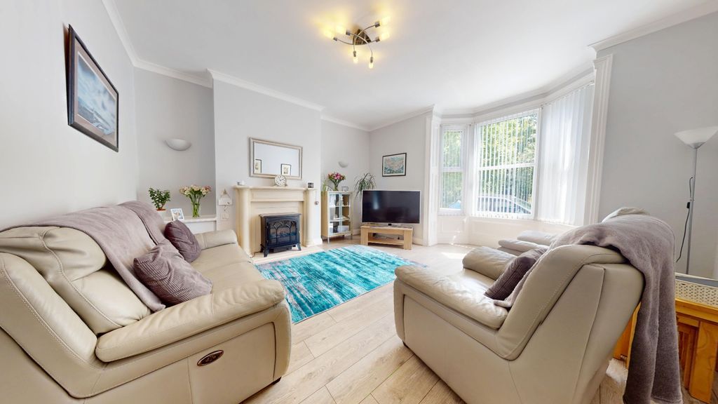 Property photo 3 of 28 5102596